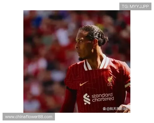 萨拉赫接受采访情绪大爆发,范戴克:让他说嘛